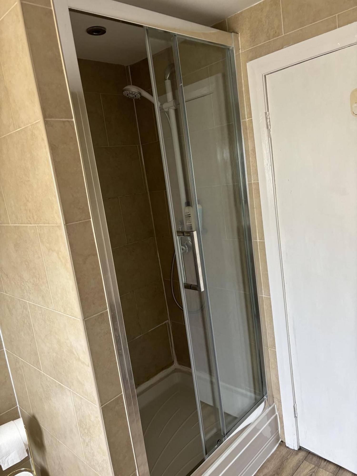 2 Bed-Sleeps 4-Sea View-Pet Friendly-Parking Lägenhet Llanelli Exteriör bild